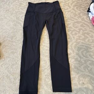 Lululemon black side pocket leggings